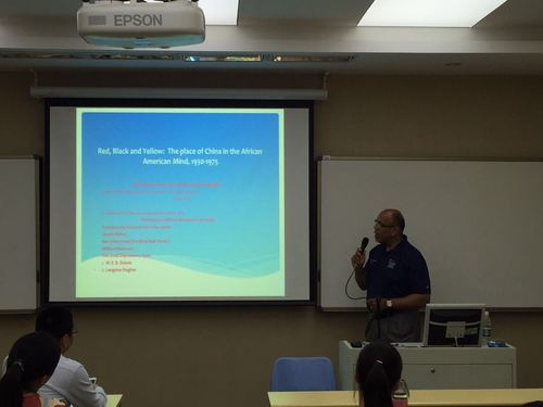 讲座照片 史蒂芬森教授 讲座照片 史蒂芬森教授