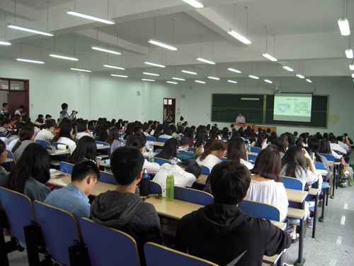 3.辽师大讲座现场 3.辽师大讲座现场