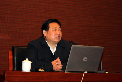 李宇明书记为赴美汉语教师志愿者做精彩讲座-001 李宇明书记为赴美汉语教师志愿者做精彩讲座-001